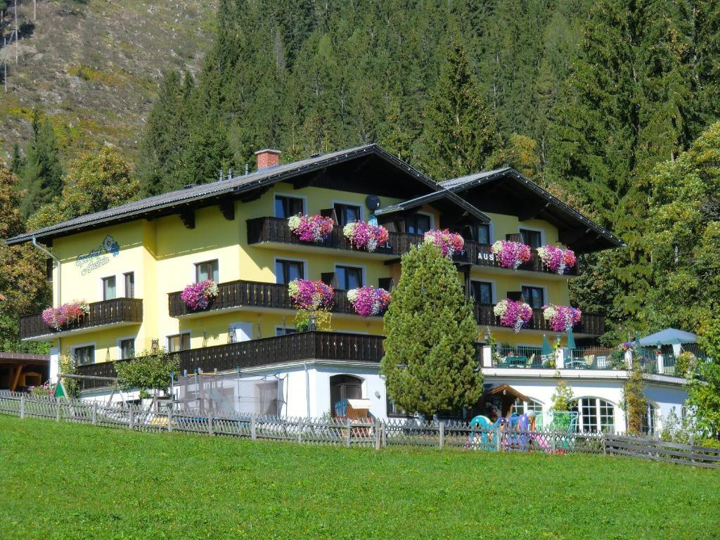 Hotel Sporthof Austria Ramsau am Dachstein Exterior foto